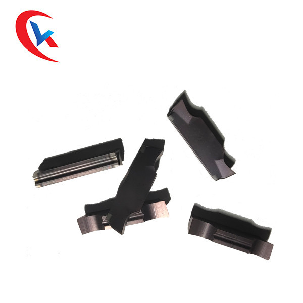 درج های کاربید تنگستن شیاردار CNC درج های شیاردار کاربید با روکش HRA 93 MGGN400-Q-7